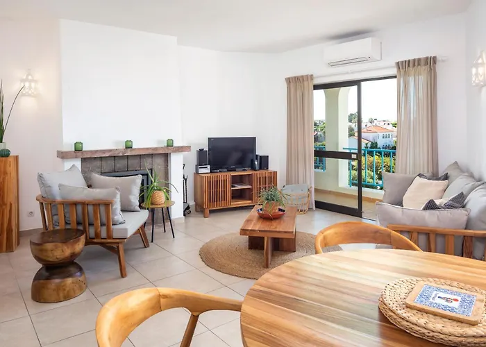 -spacious 2 Bedroom With Pool - Monte Dourado * קארבואירו