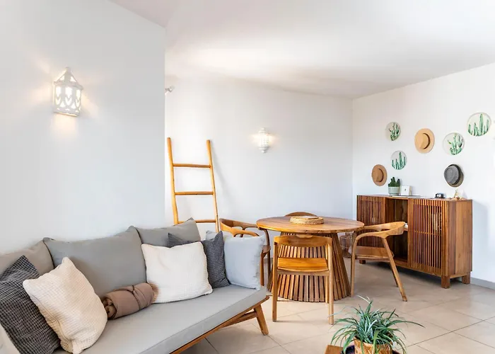 -spacious 2 Bedroom With Pool - Monte Dourado קארבואירו